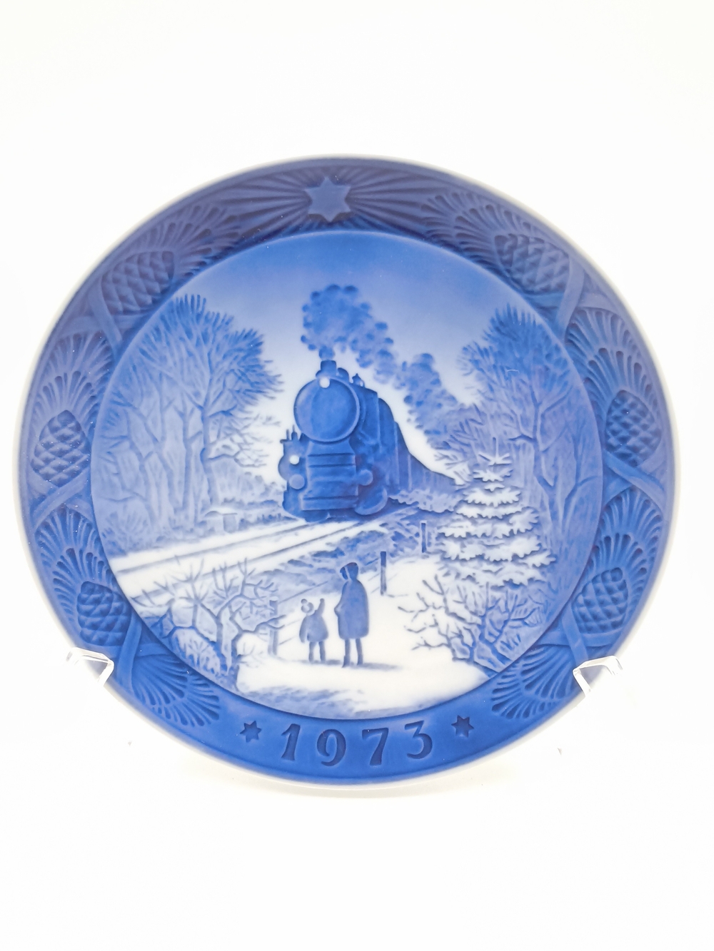 Born in 1973? This Vintage 1973 Train Plate is Right on Track!